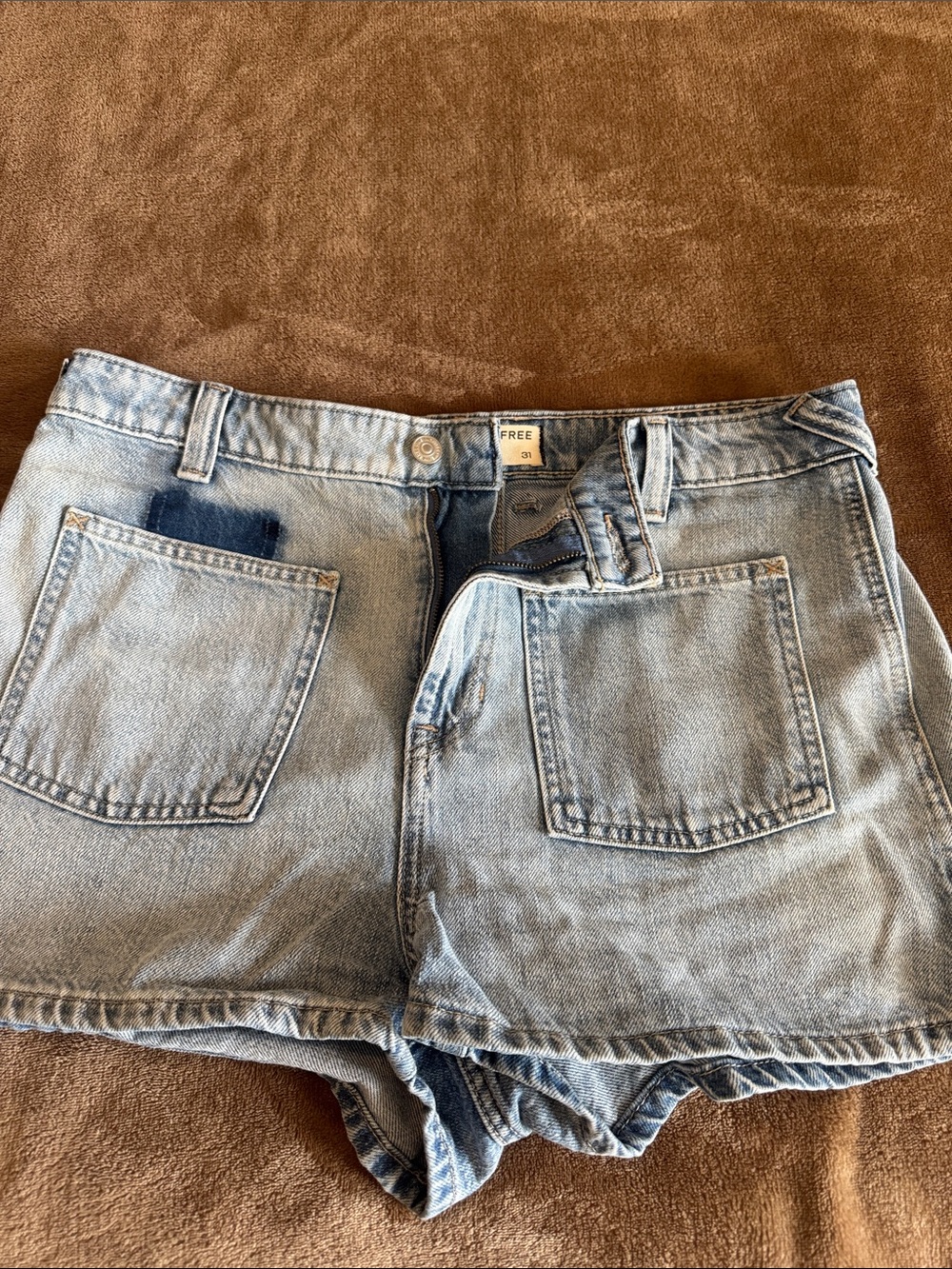 We The Free Light Wash Denim Jean Shorts - Light Blue